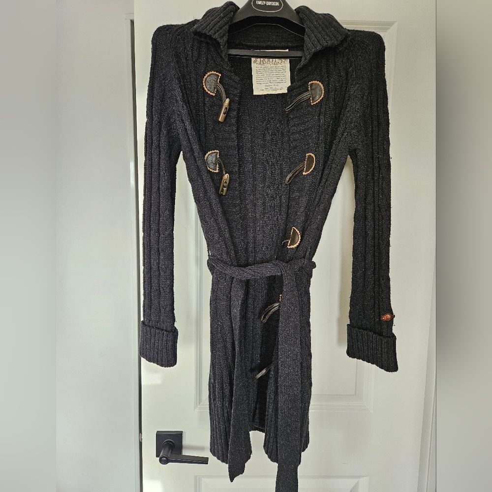 Roots sweater cardigan